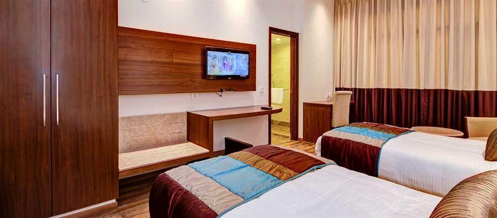 La Sagrita Hotel New Delhi Exterior foto